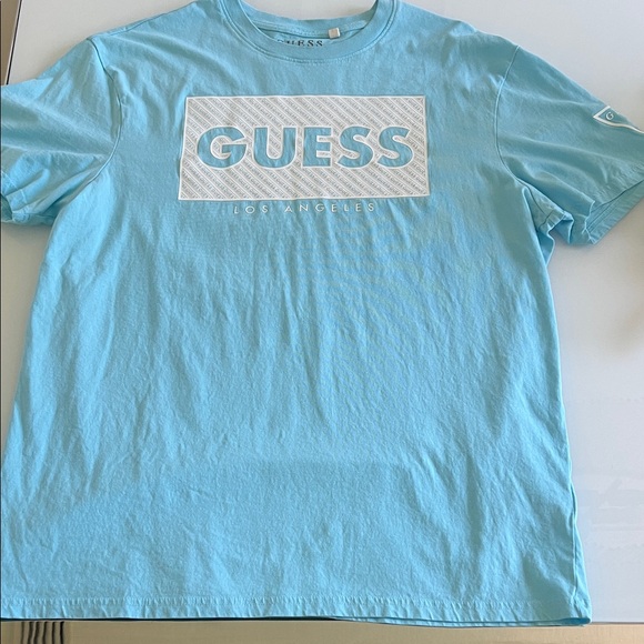 GUESS Sky Blue Short Sleeve Tee - Picture 1 of 4